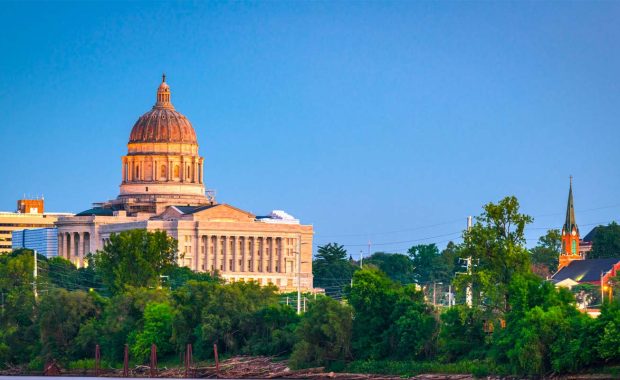 a view of the Missouri state capitol building