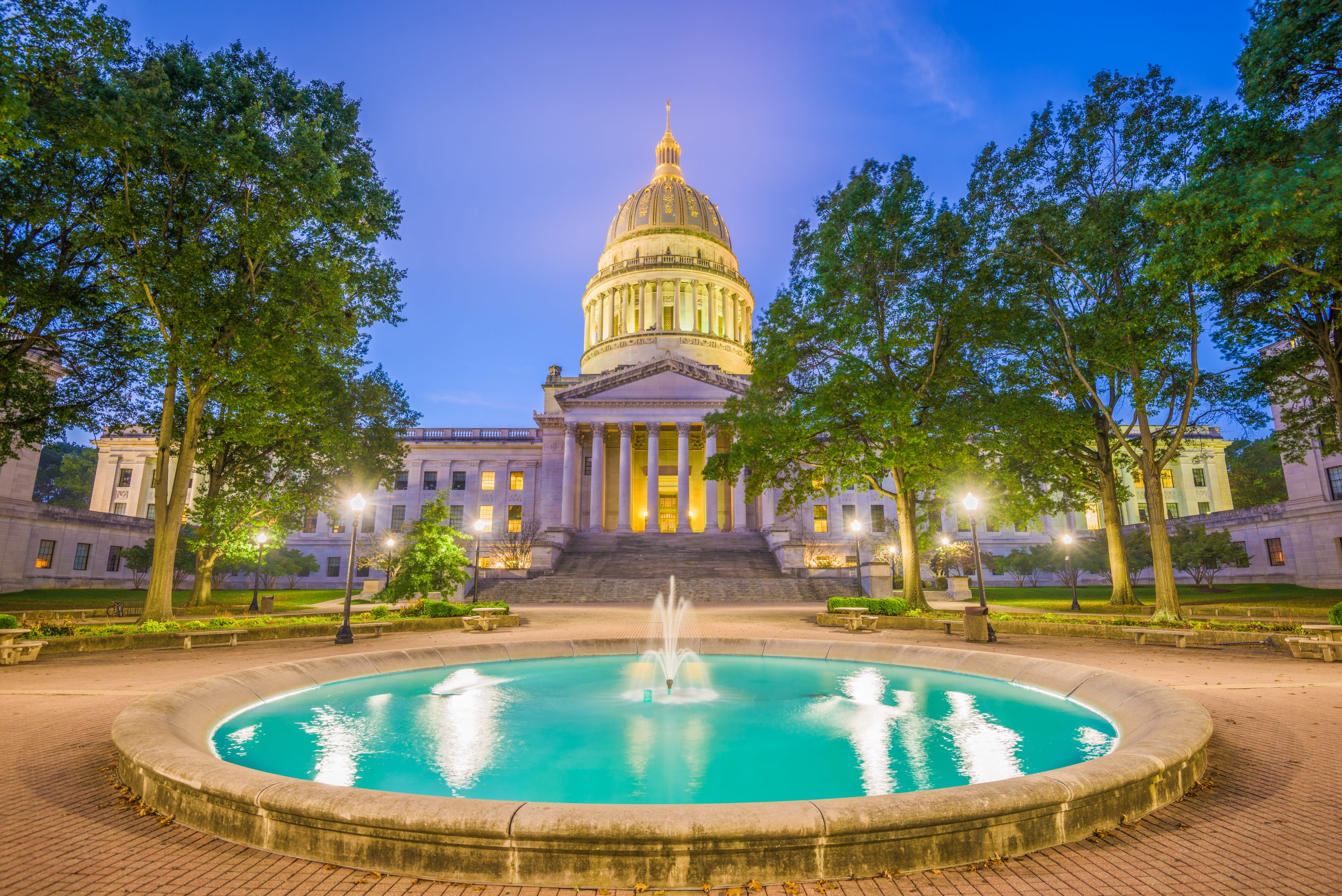 West Virginia State Capitol in Charleston, West Virginia, USA.